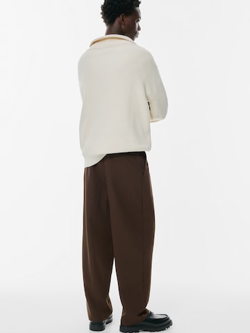 Pull&Bear Loosefit Bandplooibroek in Bruin