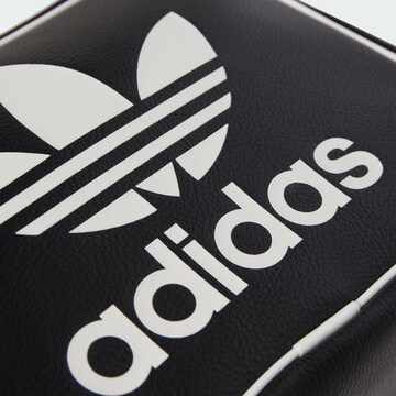 ADIDAS ORIGINALS - Neceser 'Adicolor' en negro