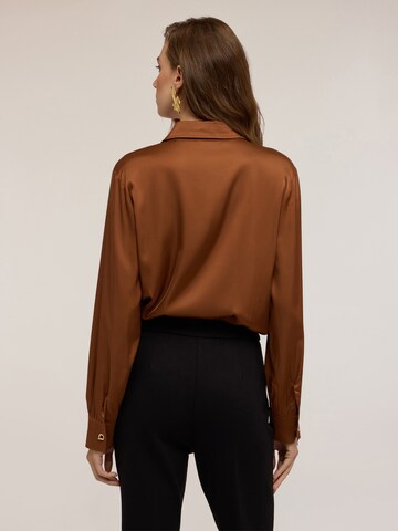 MOTIVI - Blusa en marrón