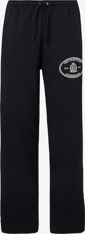 Nike Sportswear Regular Housut 'Club' värissä musta: etupuoli