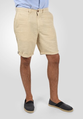 !Solid Regular Shorts 'Loras' in Beige: predná strana