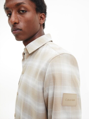 Calvin Klein Regular Fit Hemd in Beige