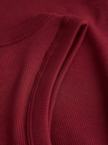 JJXX Top 'JXForest' in Red