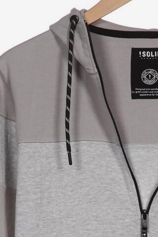 !Solid Sweatshirt & Zip-Up Hoodie in M in Grey