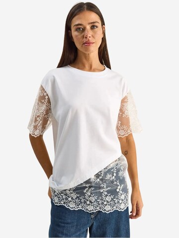 Bianco Lucci Shirt in Wit: voorkant