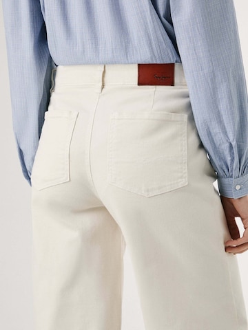 Pepe Jeans Regular Hose 'TANIA' in Weiß