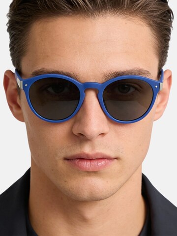 Occhiali da sole 'PLD 6034/S' di Polaroid in blu: frontale