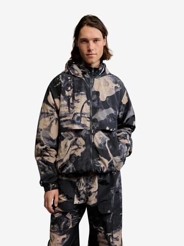 Giacca di mezza stagione di Desigual in nero: frontale