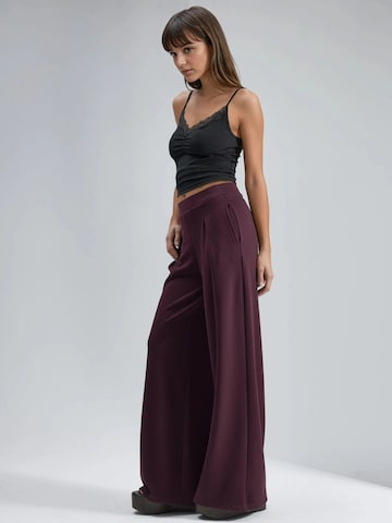 Busem Wide leg Broek in Rood