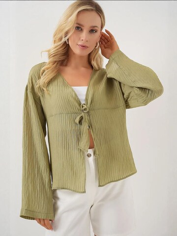 Camicia da donna di Bigdart in verde: frontale