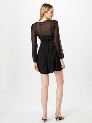 Rochie 'Lilia' de la ABOUT YOU pe negru