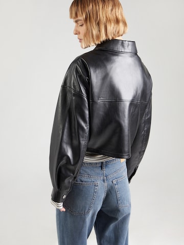 GUESS - Chaqueta de entretiempo 'FLAMINIA' en negro