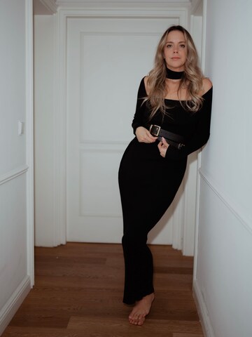 Robe Hoermanseder en noir