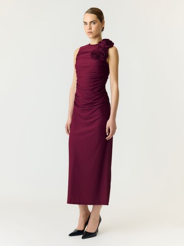YAS Jurk 'YASDona' in Rood