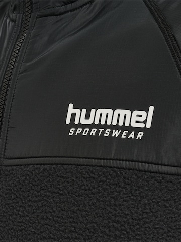 Hummel Vest in Black