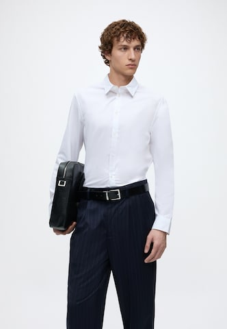 Regular Pantaloni cutați de la Lindbergh pe albastru