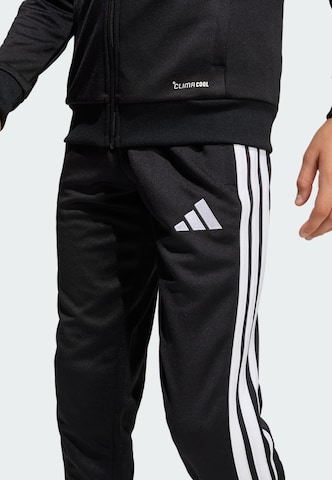 ADIDAS PERFORMANCE - Tapered Pantalón deportivo 'Tiro26 League' en negro