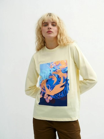 Top ' AlessioRS ' di Résumé in beige: frontale