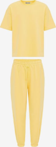 dzeltens Dandalo Mājas apģērbs: no priekšpuses