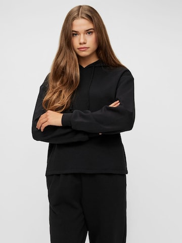 PIECES Sweatshirt 'Chilli' in Black: front