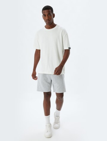 Koton Regular Broek in Grijs