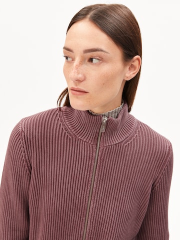 ARMEDANGELS Strickjacke REBECCAA GMT DYE (GOTS) in Lila