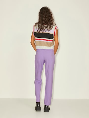 JJXX Regular Pleat-Front Pants 'Chloe' in Purple