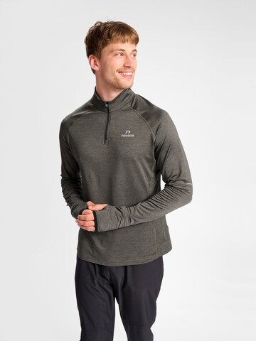 Newline Funktionsshirt 'Pace' in Grau: Vorderseite