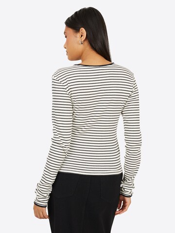 Maglietta di BRAVE SOUL in bianco