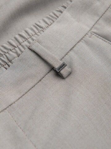 Ombre Regular Hose in Grau