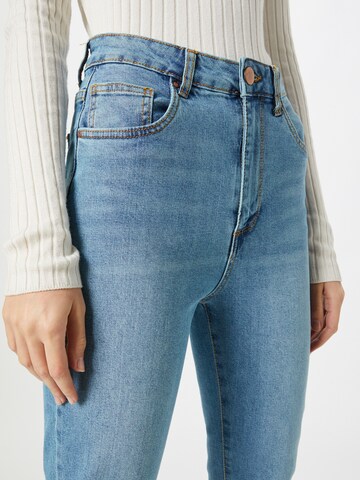 Cotton On Slimfit Jeans i blå