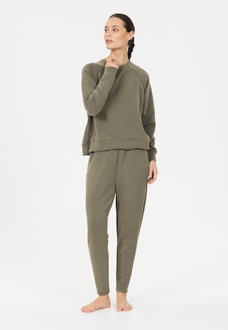 Athlecia Sweatshirt 'Jacey' in Grün