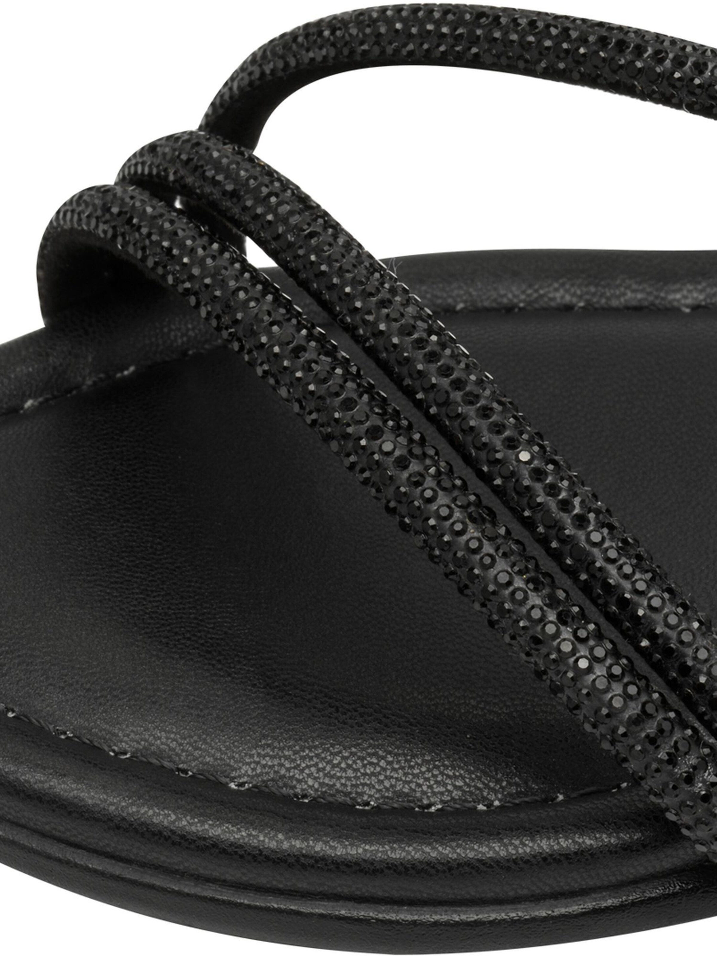 s.Oliver Sandale in Schwarz