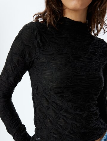 Koton Shirt in Zwart