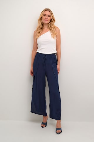 Cream Loosefit Hose 'Allie' in Blau