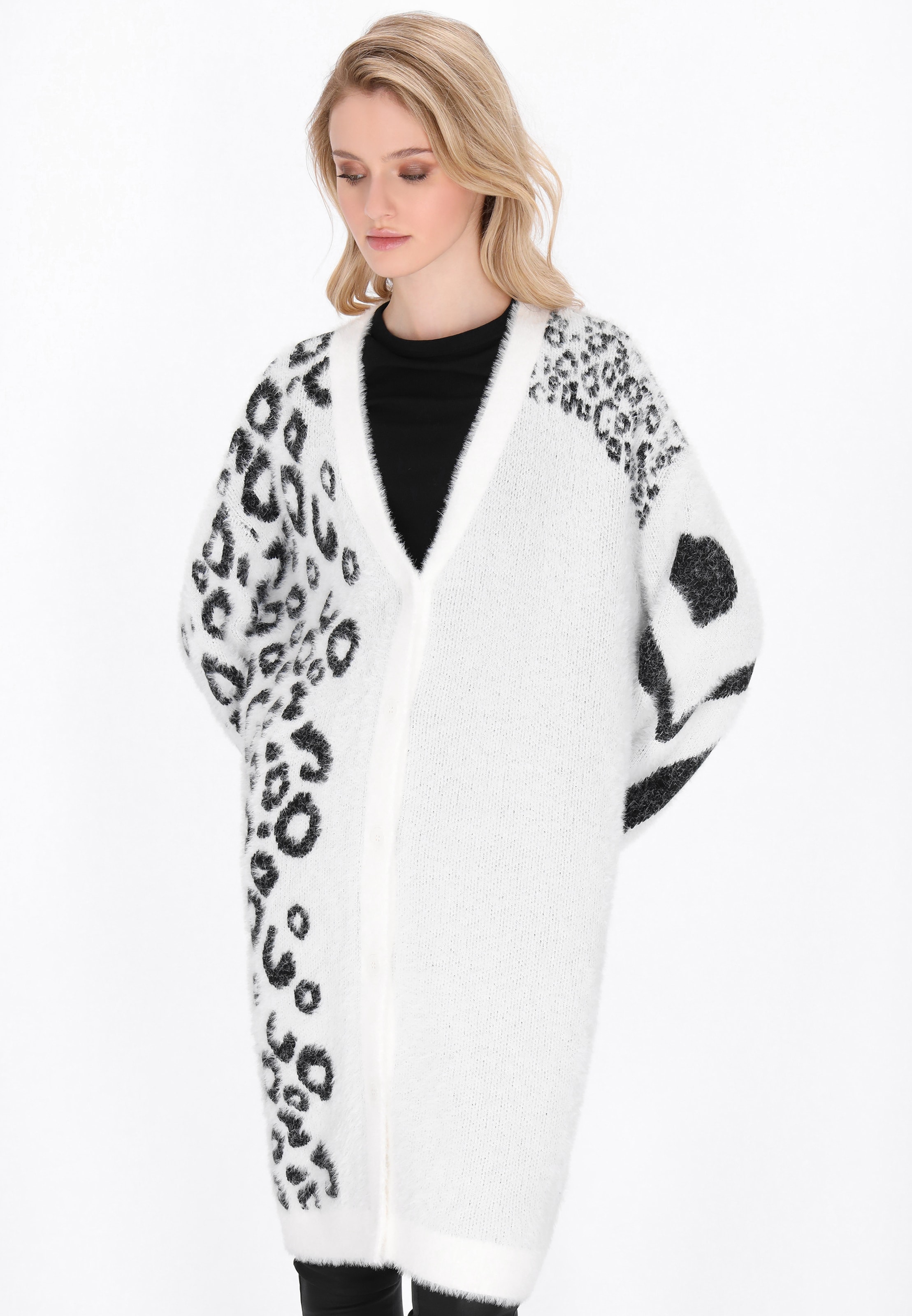 myMo ROCKS Πλεκτή ζακέτα σε λευκό: μπροστά