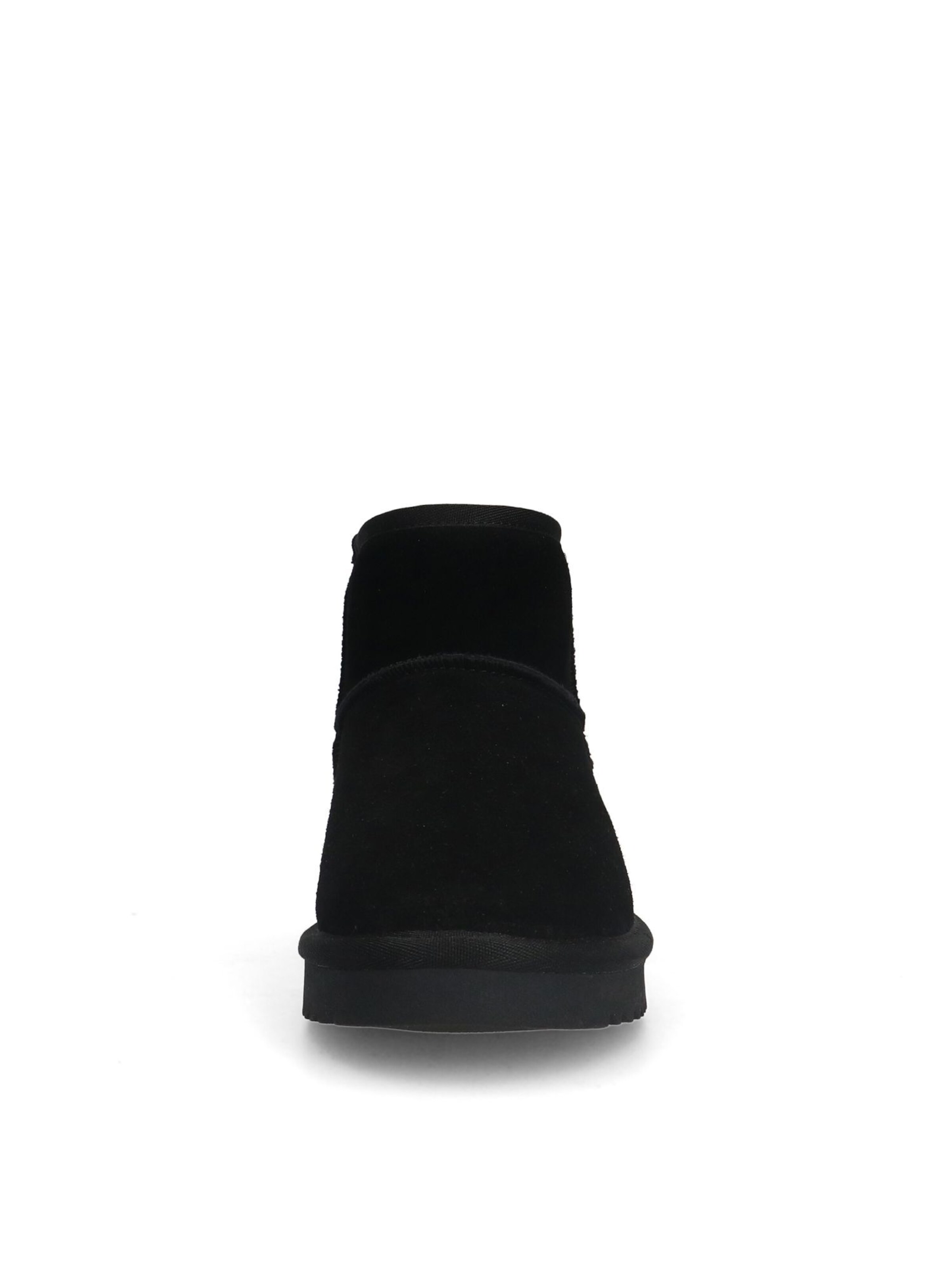 MANFIELD Boots in Black