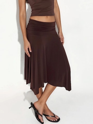 Busem Skirt in Brown: front
