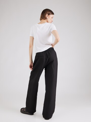 Lindex Wide leg Pleat-front trousers 'Ragna' in Black