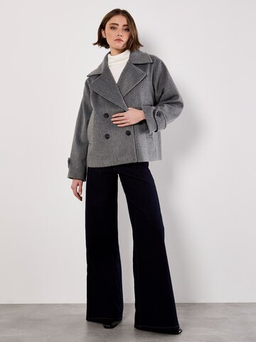 Apricot - Chaqueta tradicional en gris
