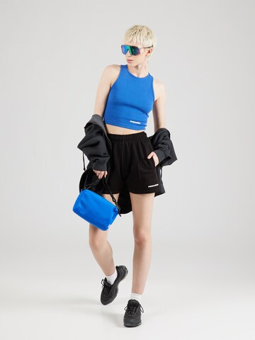 Top di Pegador in blu