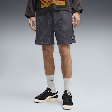 PUMA Regular Sportbroek in Grijs: voorkant