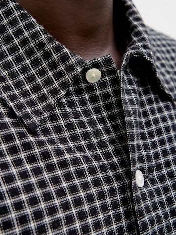JACK & JONES Regular fit Button Up Shirt in Black