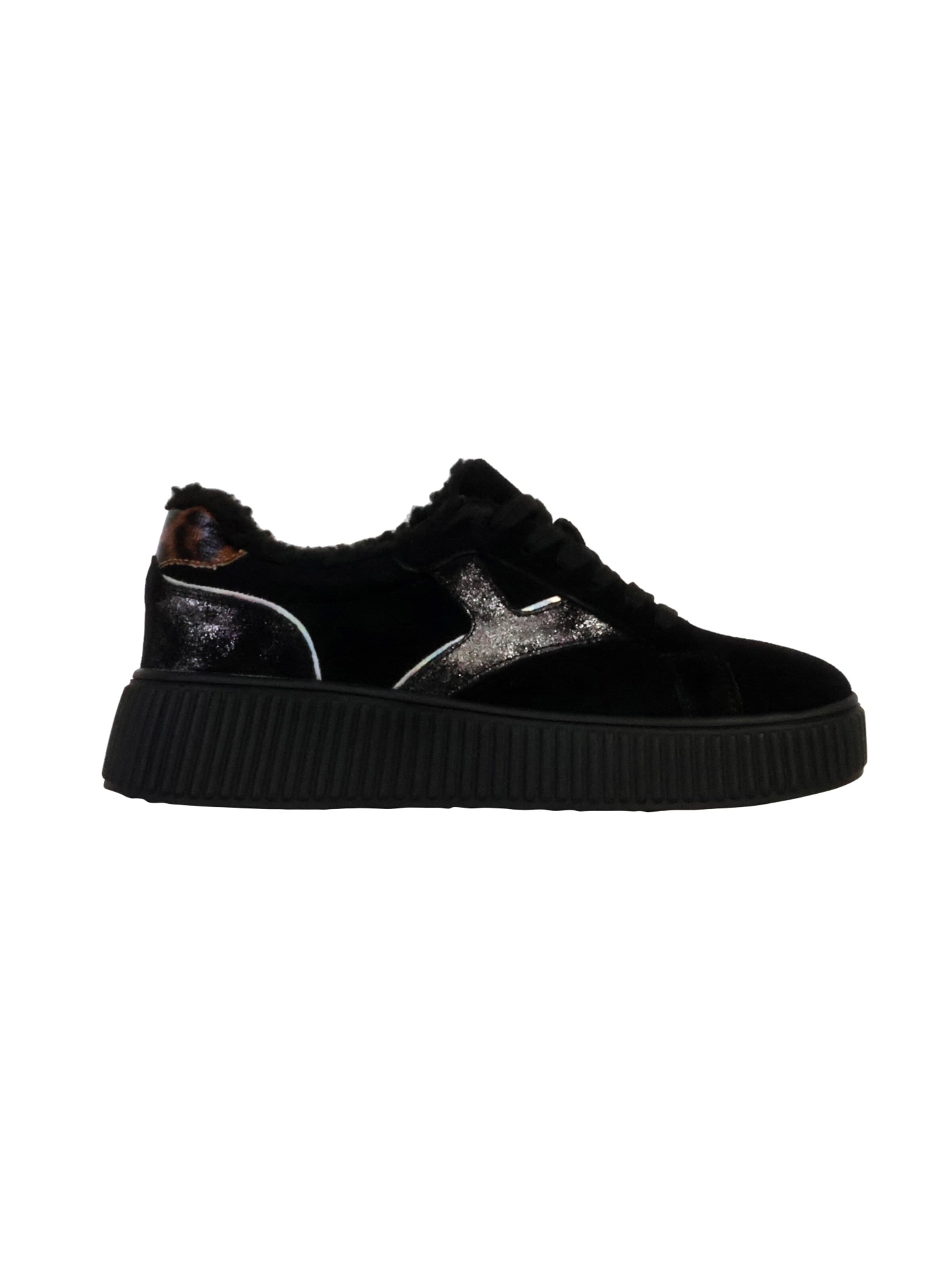 Chaussure de sport à lacets 'Alénoa-Sneaker aus Leder' The Divine Factory en noir