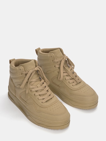 Pull&Bear Sneaker in Braun