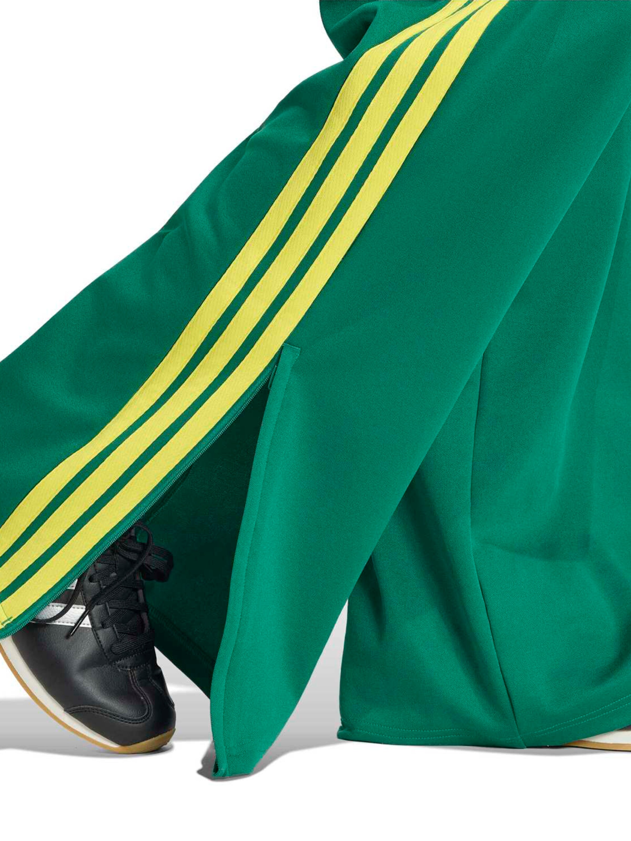 ADIDAS SPORTSWEAR Wide leg Sportbroek 'HER' in Groen