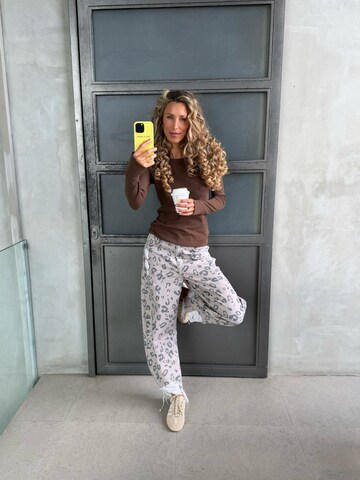 Kamila ŠiklLoosefit Traperice - miks boja boja