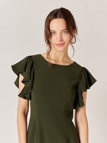 Robe de cocktail 'Lenipraza' NAF NAF en vert