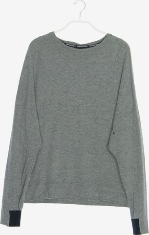 PEAK PERFORMANCE Top & Shirt in S in Grey: front