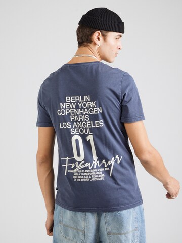 T-Shirt QS en bleu : devant
